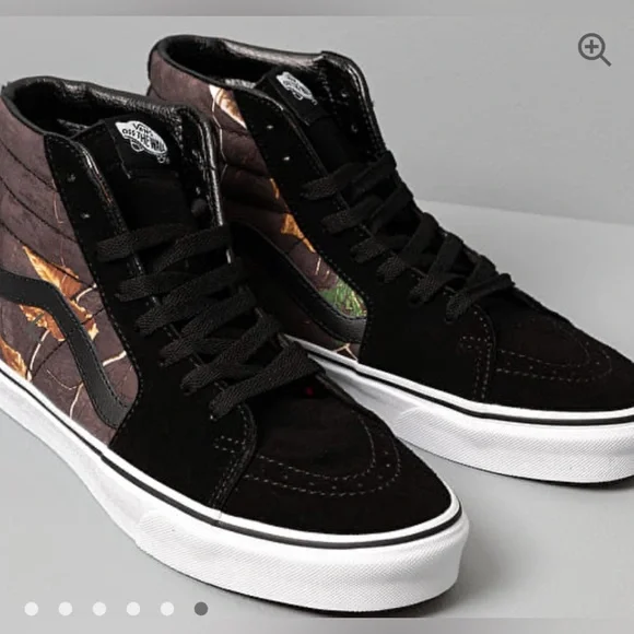VANS SK8-HI (REALTREE XTRA Only Worn once. Smoke free pet free. Men’s 8.5 W 10 - Picture 1 of 6